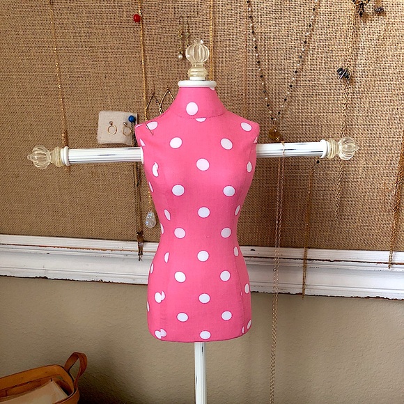 pottery barn mannequin